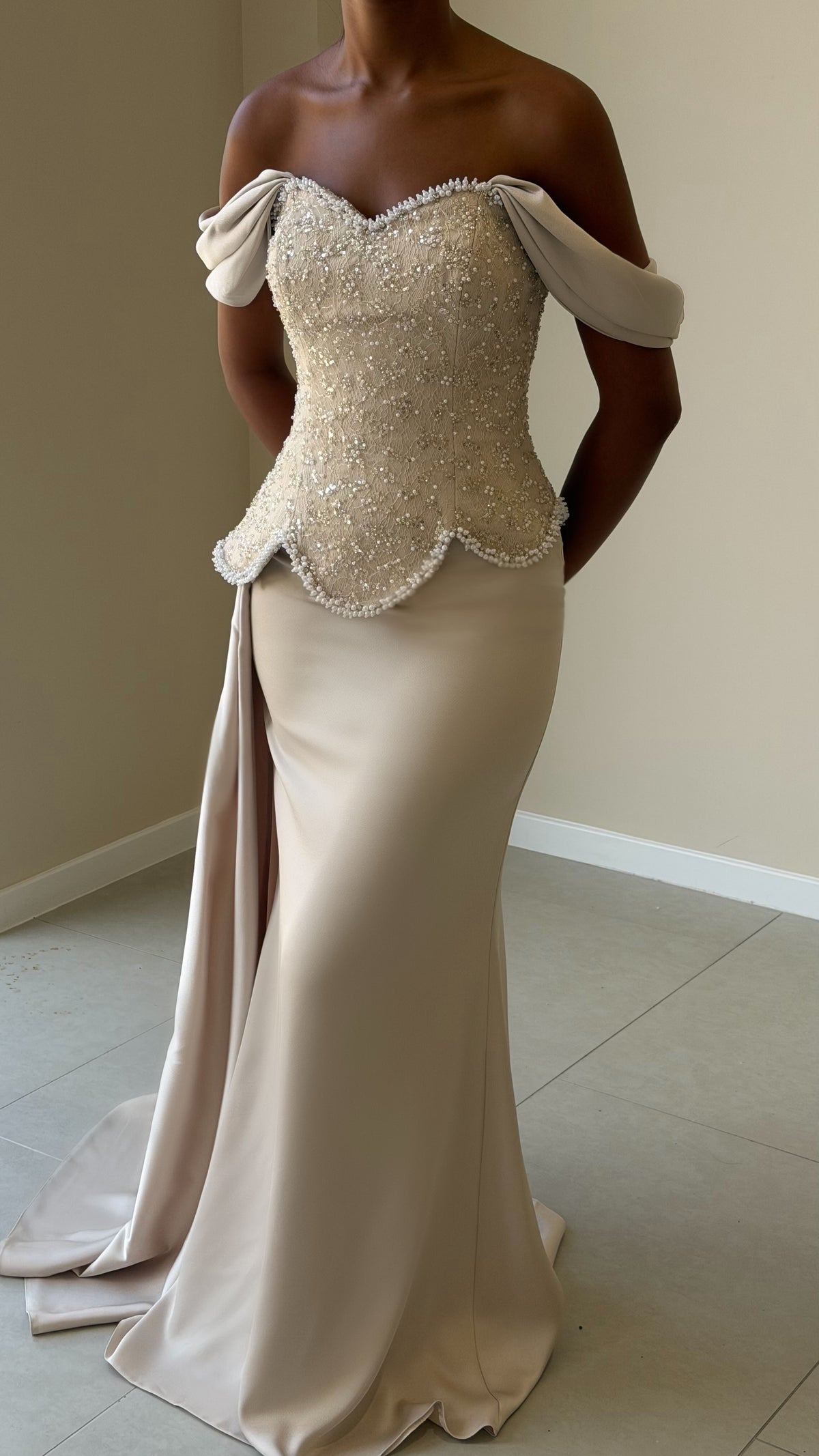 The Naïa Dress - Beige