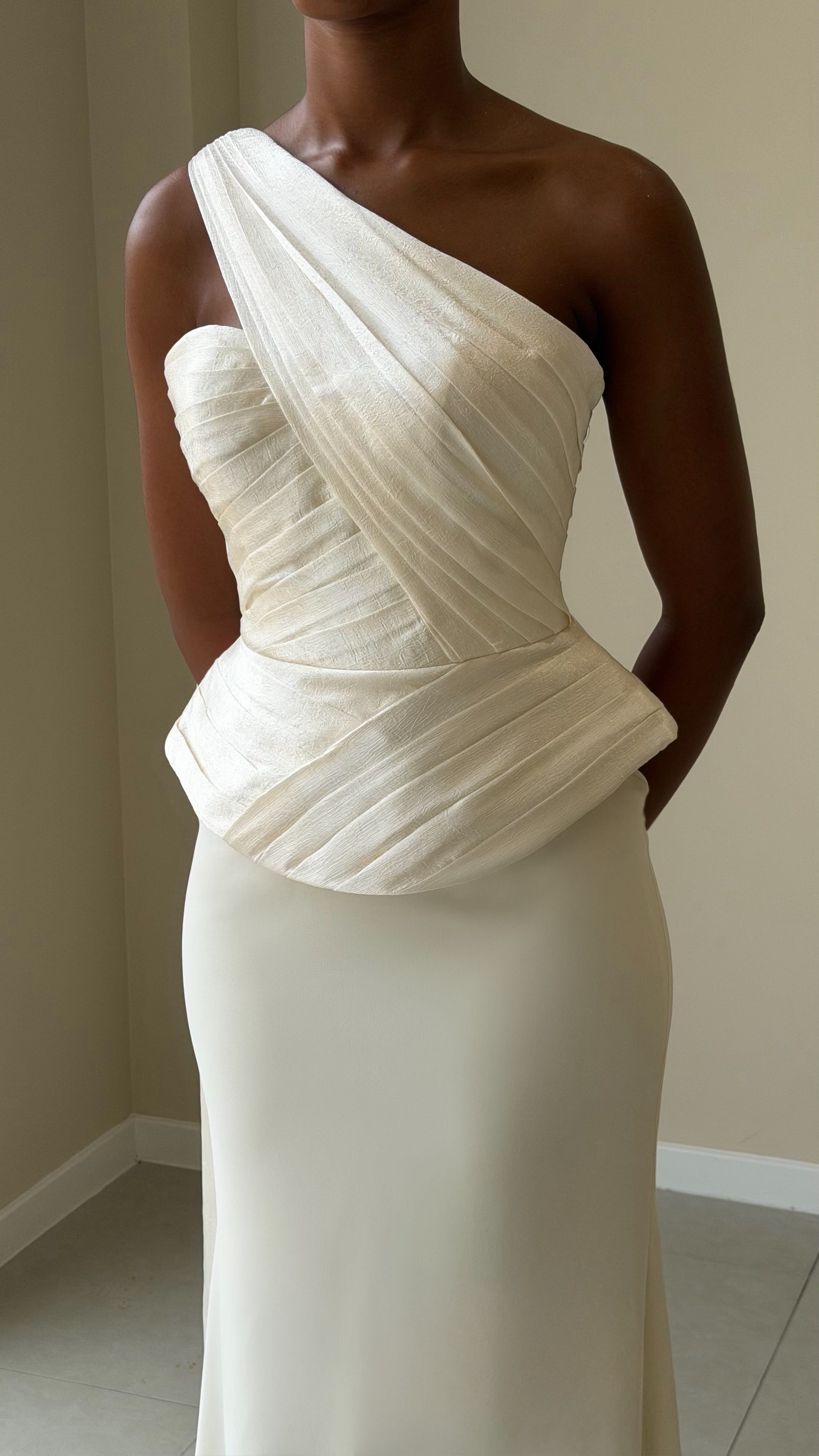 The SELIA Dress